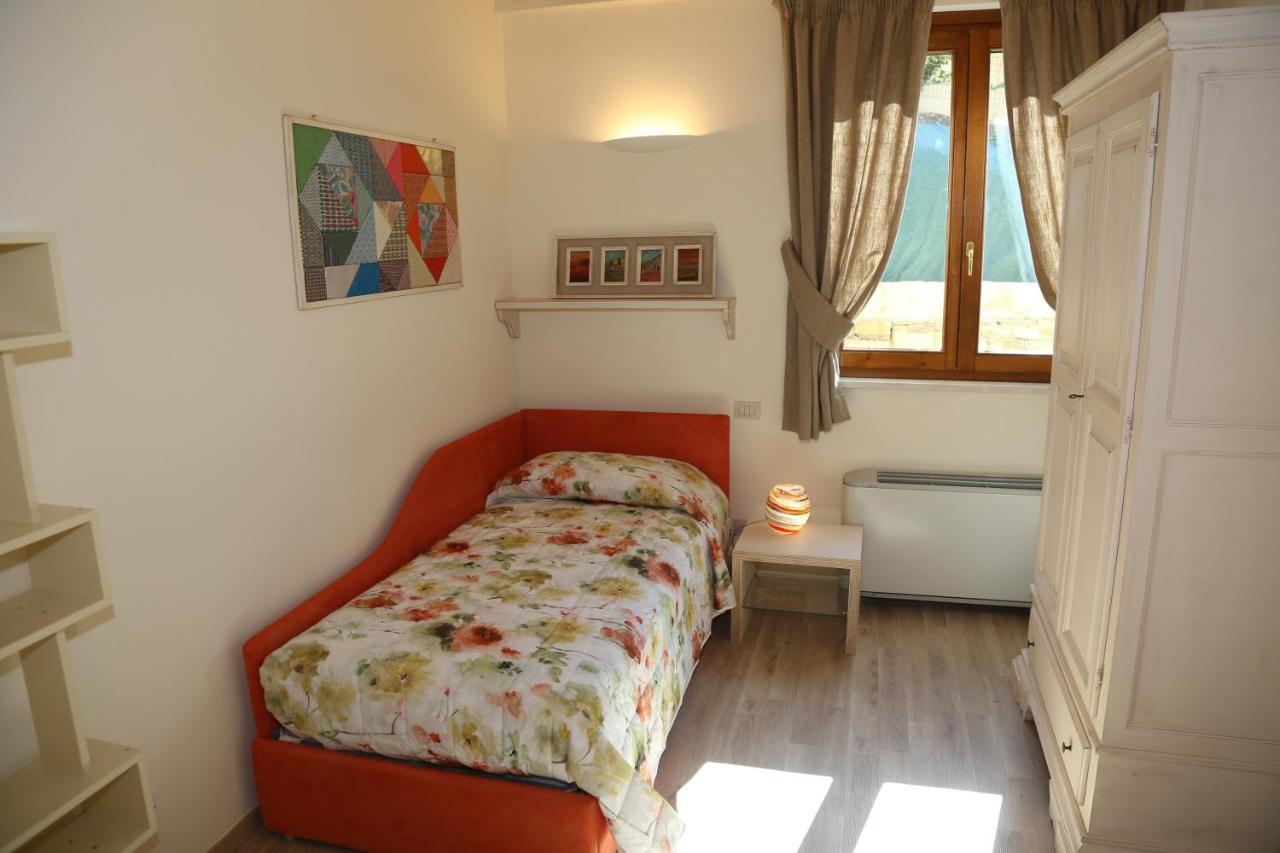 Casa Vacanze Squarcialupi 卡斯特利纳－因基安蒂 外观 照片