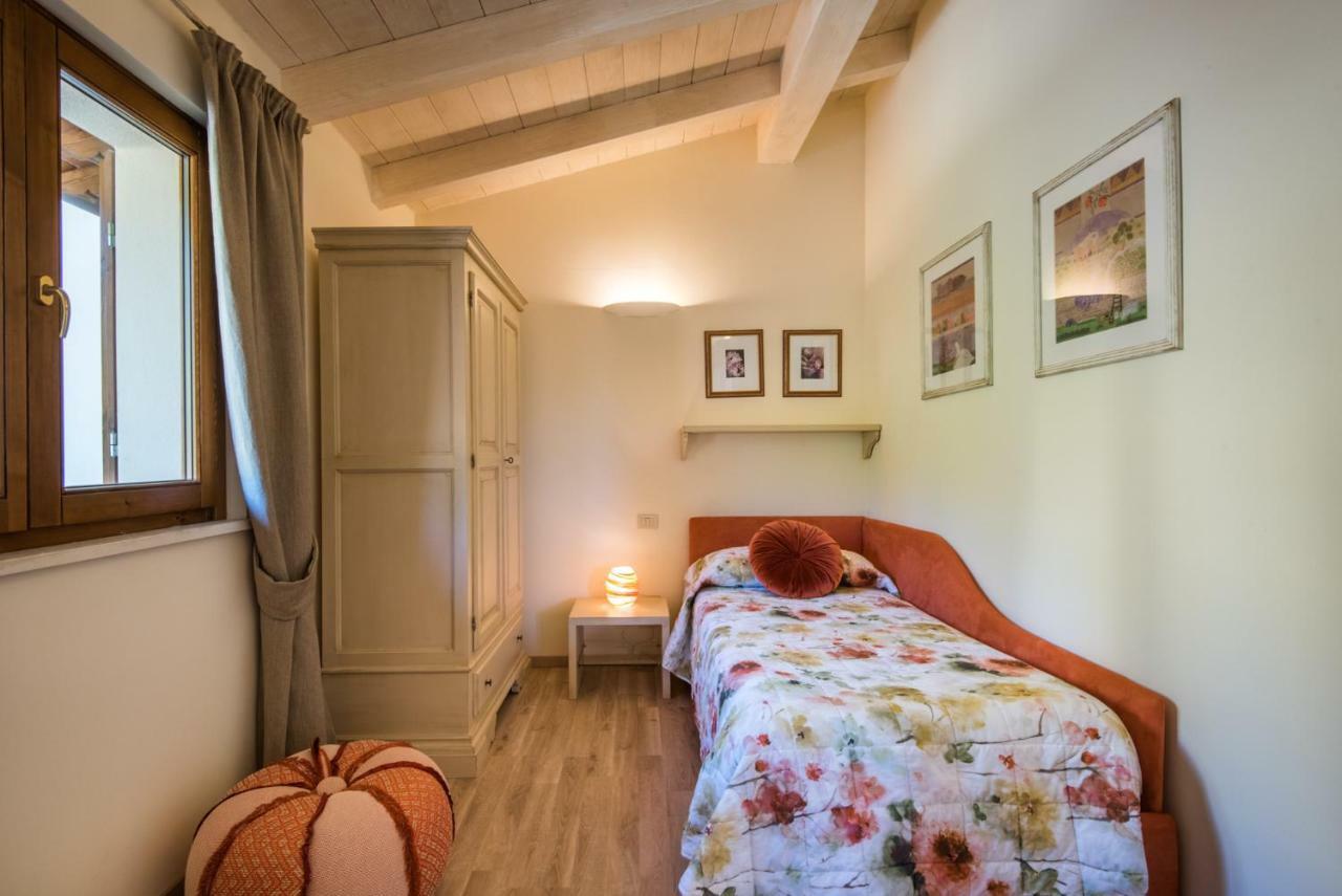 Casa Vacanze Squarcialupi 卡斯特利纳－因基安蒂 外观 照片